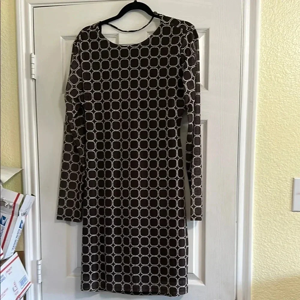 Riley Hubatka x Peppermayo Brown Long Sleeve dress w/ adjustable Back Straps 18 - Picture 1 of 4